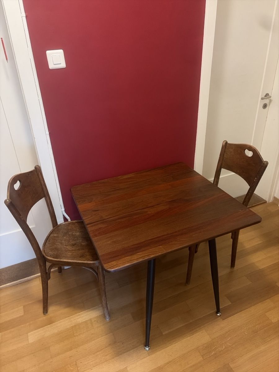 Tische: Tisch – Neu (gemäss Beschreibung) aus Zürich von gia_59j2