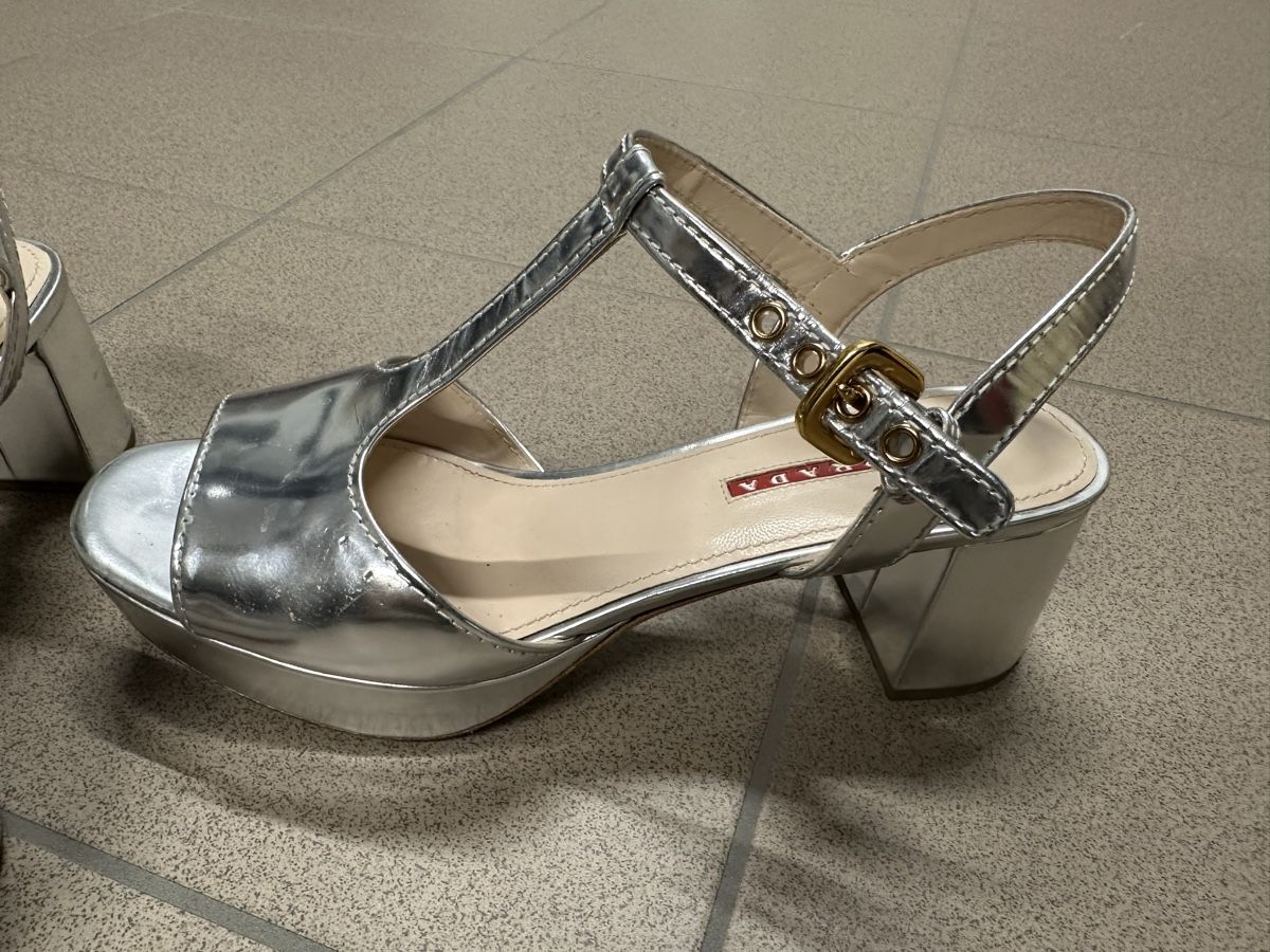 Prada Damenschuhe: Prada Pumps – Gebraucht aus Küsnacht ZH von Nano_zh 1