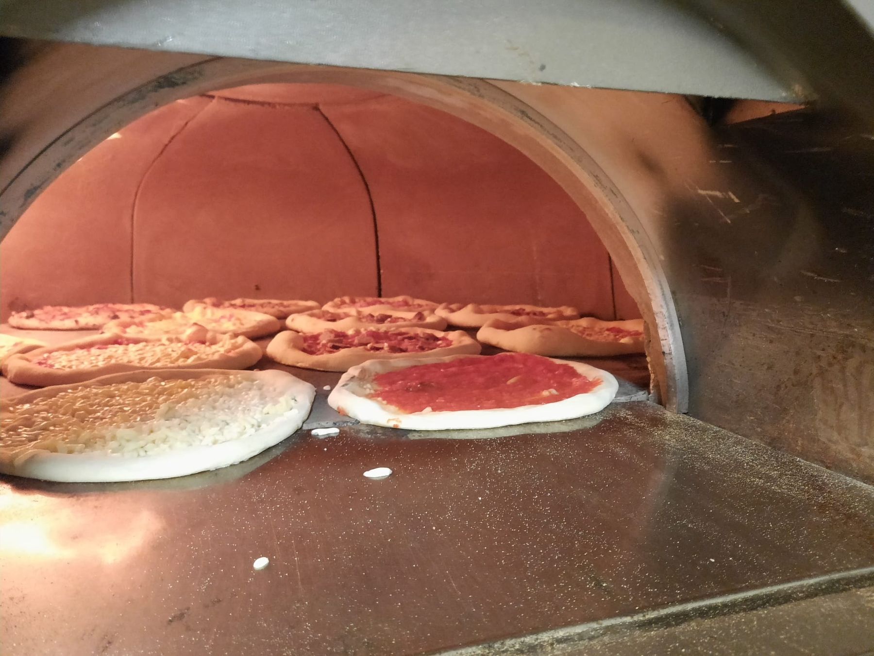 Forni per pizza: four pizza à gaz – Usato da Morges venduto da gius94 2