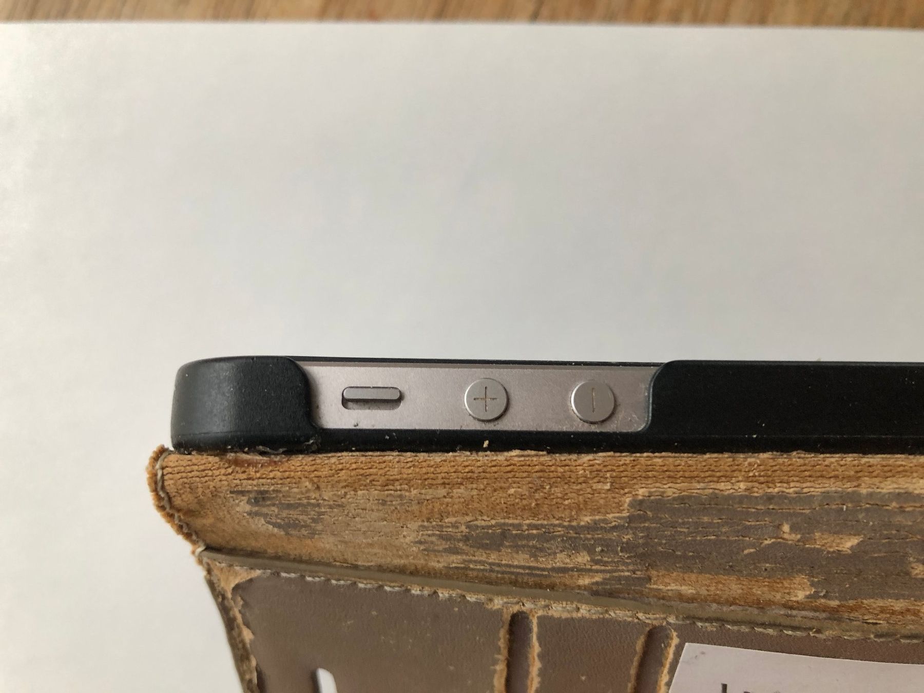 Apple Portables: iPhone SE 16GB – D'occasion à Grenchen par Kogi7 2