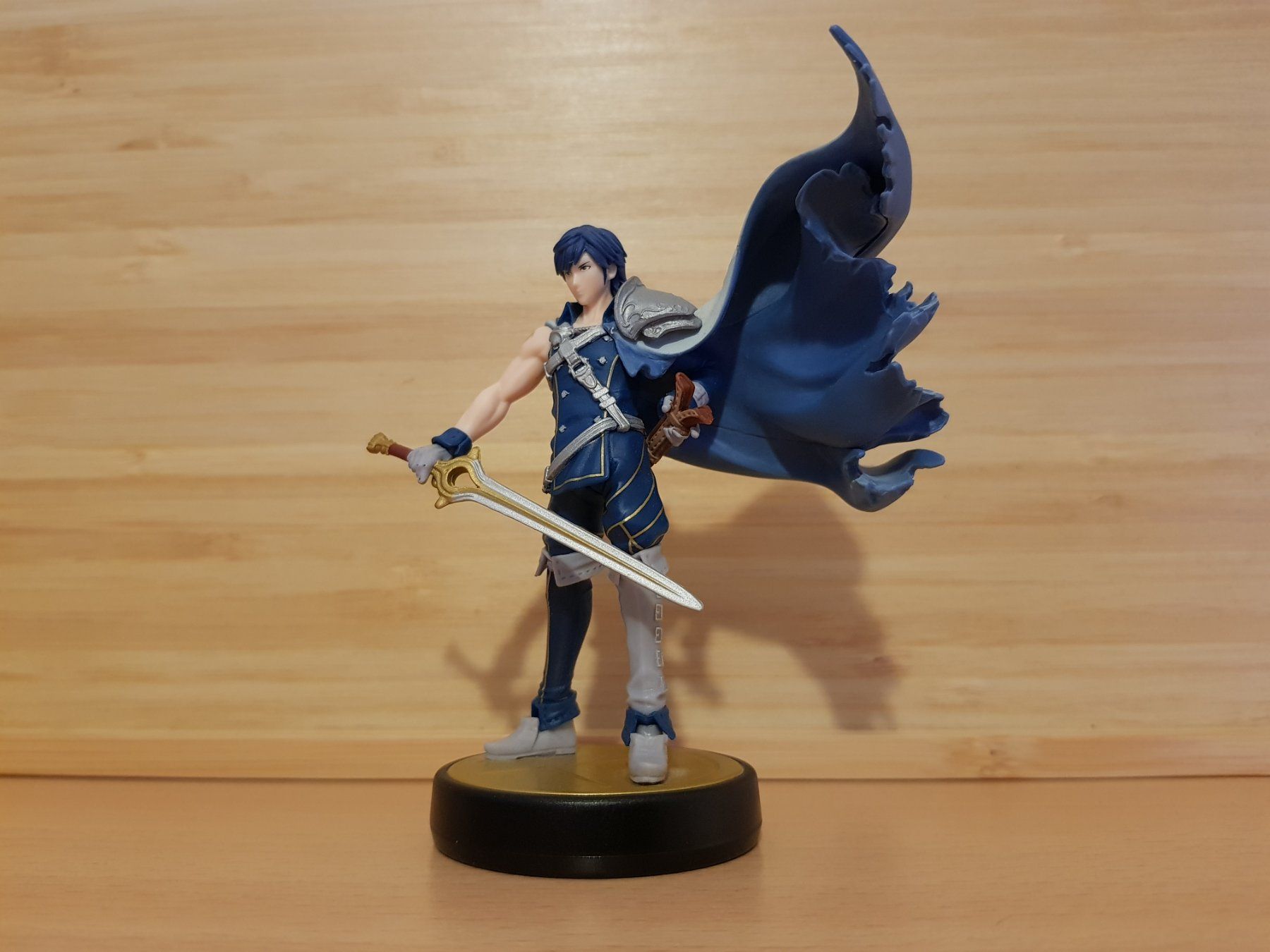 Nintendo Giochi: amiibo Fire Emblem Chrom – Usato da Münchenstein venduto da 2DGames 1