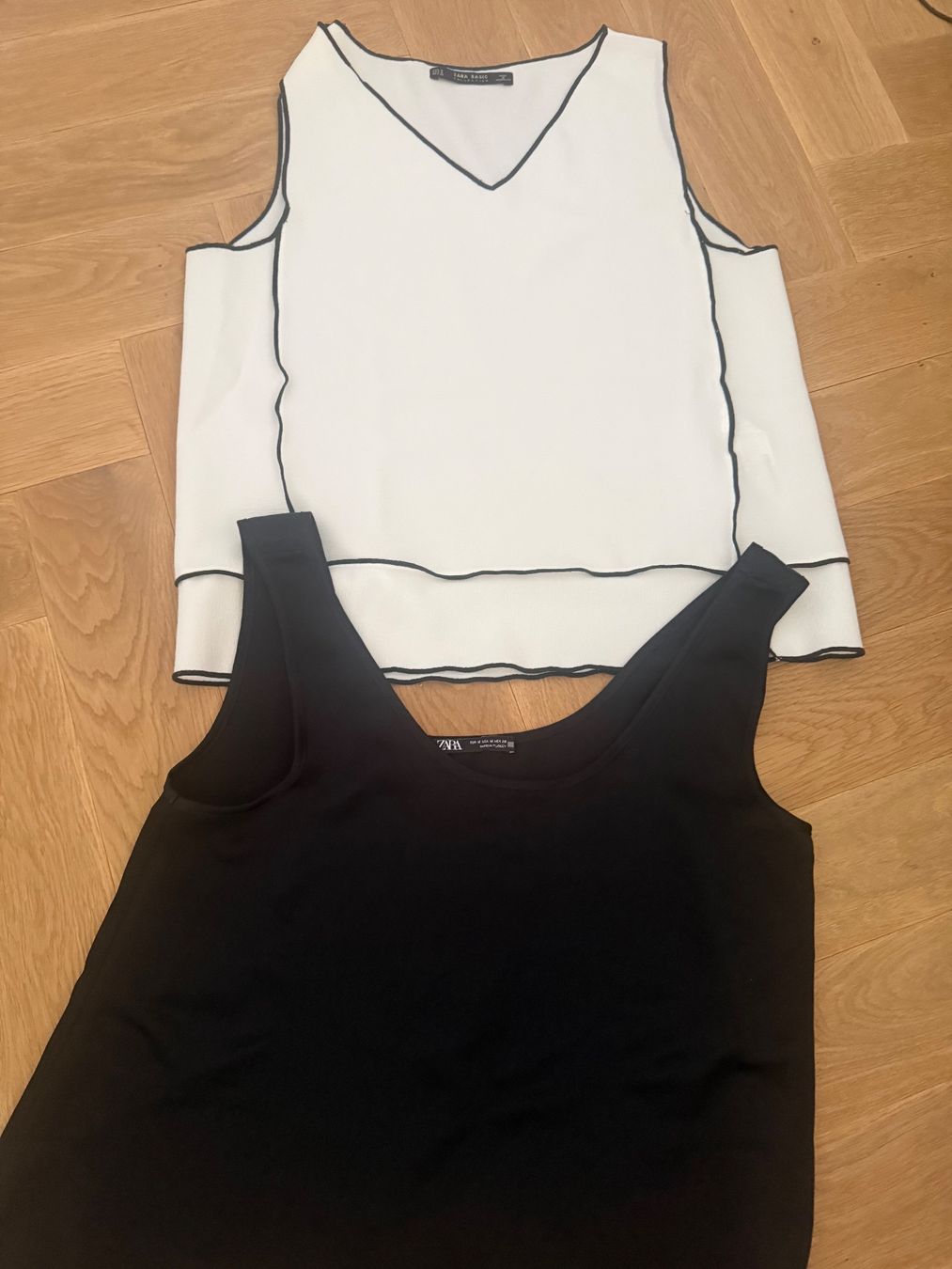 Zara Lotti di vestiti: Zara Oberteil M Kleiderpaket – Usato da Zürich venduto da iva_7658