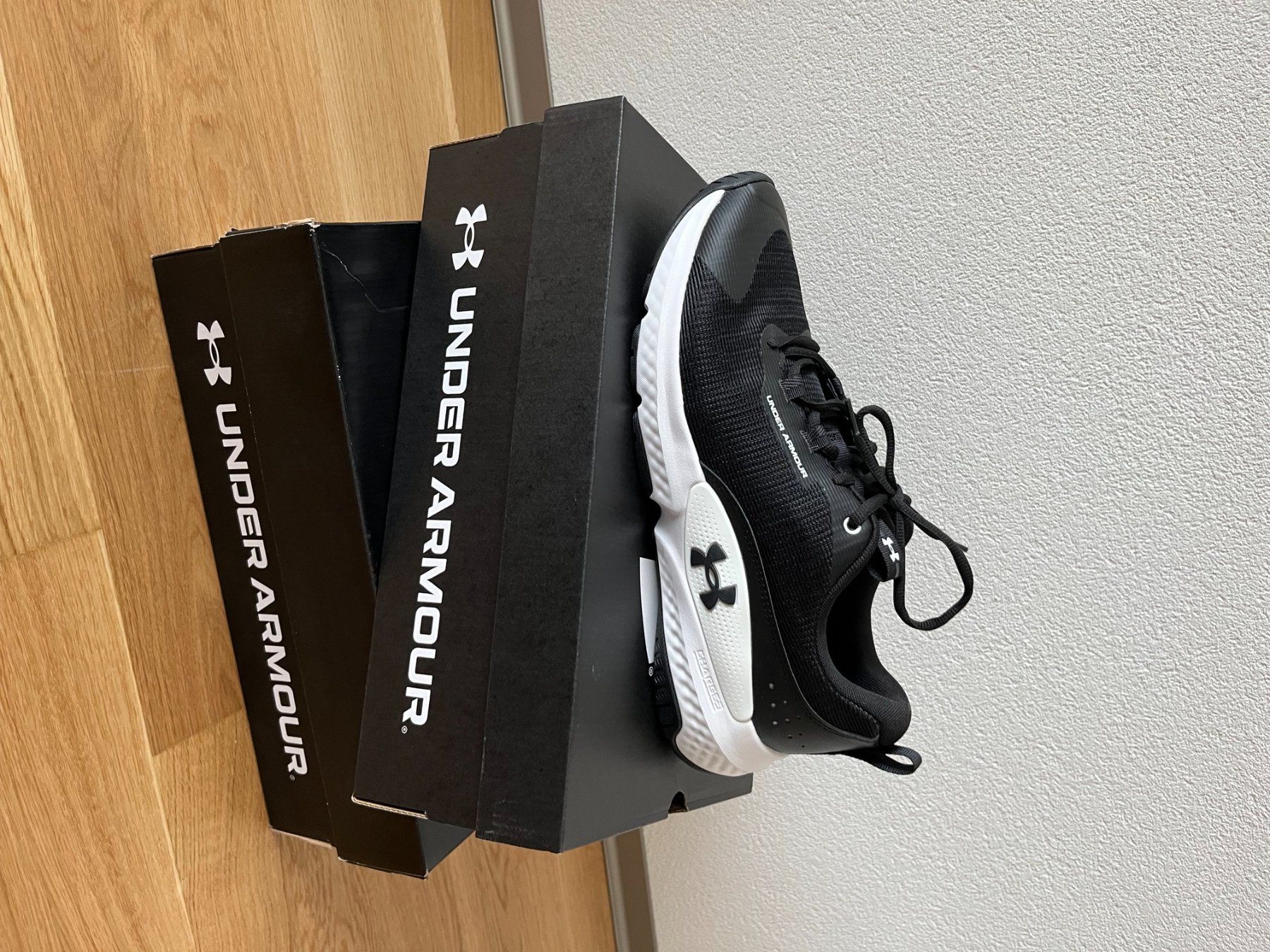 Under Armour Scarpe da uomo: Under Armour Dynamic Select - Taille 44.5 - Neuves – Usato da Argnou (Ayent) venduto da Duckcifer