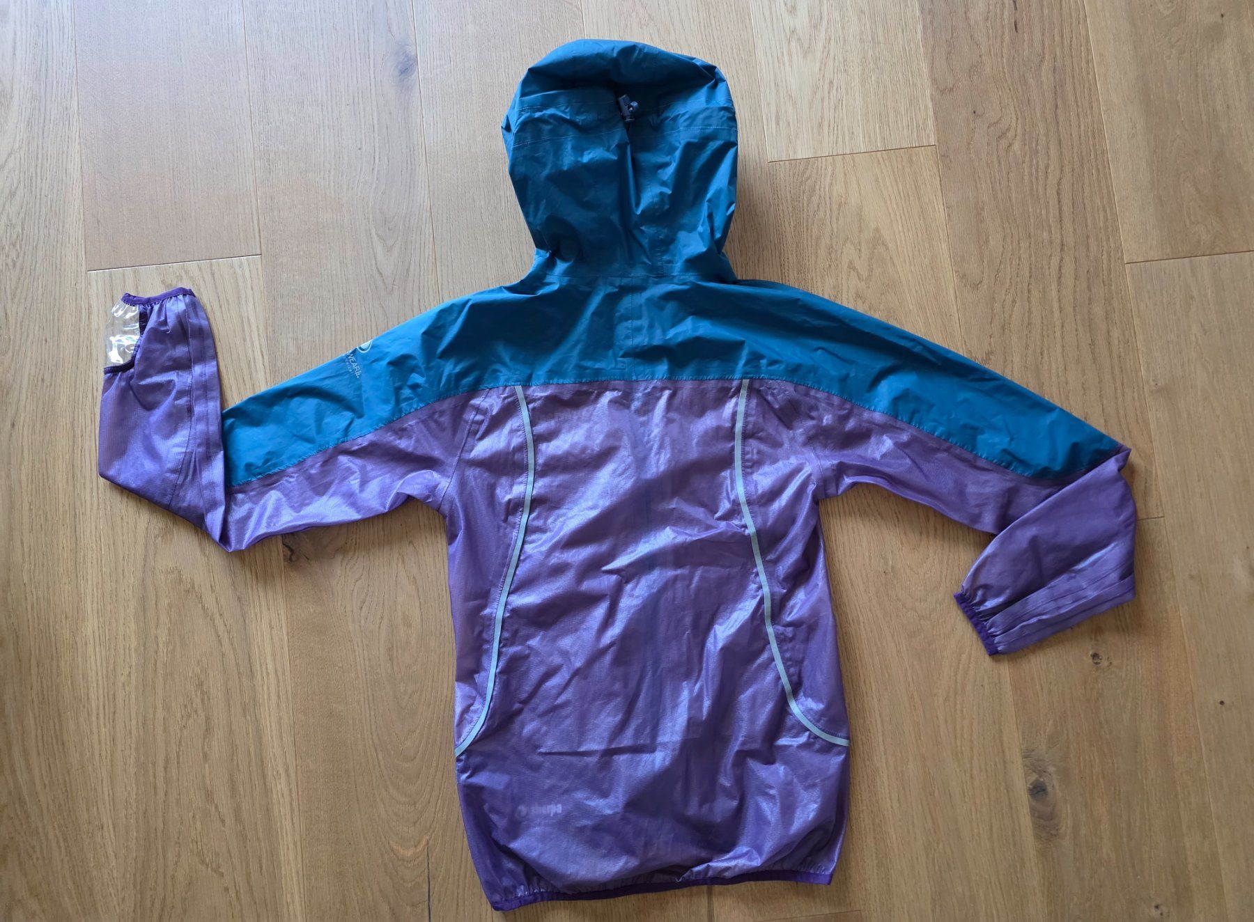 Sherpa Giacche: Regenjacke Sherpa Gr XS – Nuovo e nell'imballaggio originale da Richterswil venduto da Rem2011 1