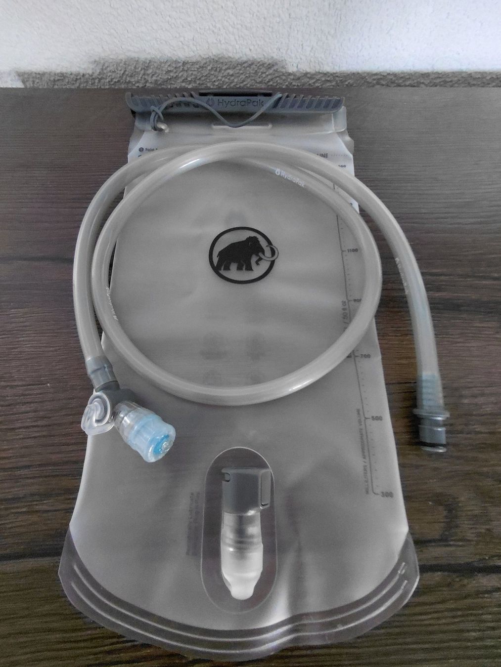 Recipients et similaires: Mammut Hydration Bladder 1.5L Trinksystem – Neuf avec emballage d'origine à Münchwilen TG par Spurtch