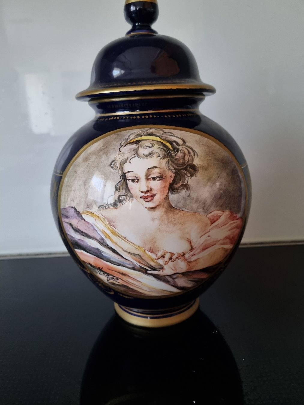 Vasen & Gefässe: Viktorianische Kobald Vase mit Deckel – Gebraucht aus fahrwangen von Maudi0