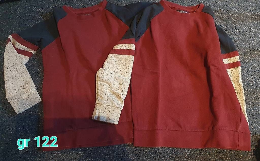 Lotti & Set di vestiti: Zwillingskleider 122 / 128 – Usato da Häutligen venduto da manu-abc 3