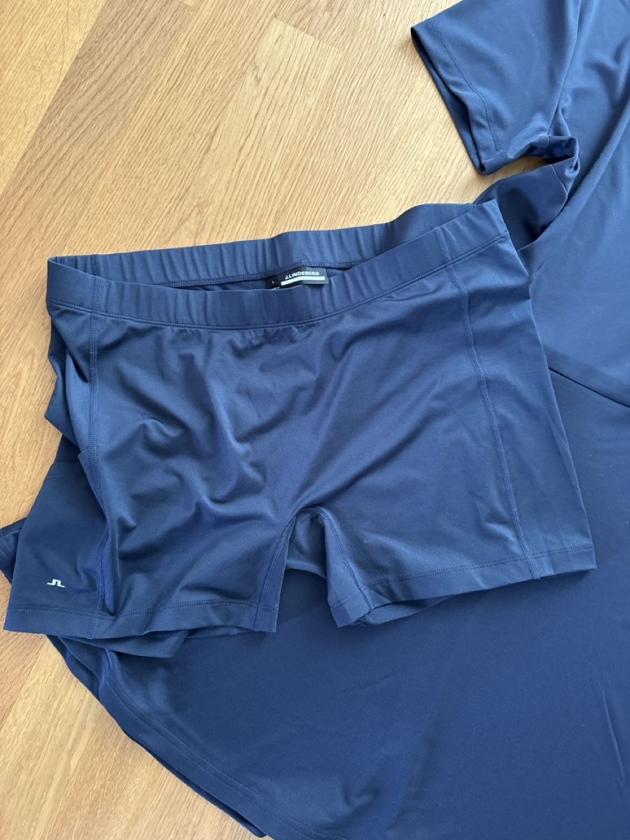 Lindeberg Kleider: Golfkleid, J Lindeberg, Gr L, NEU – Neu (gemäss Beschreibung) aus Bonstetten von Tscat 3