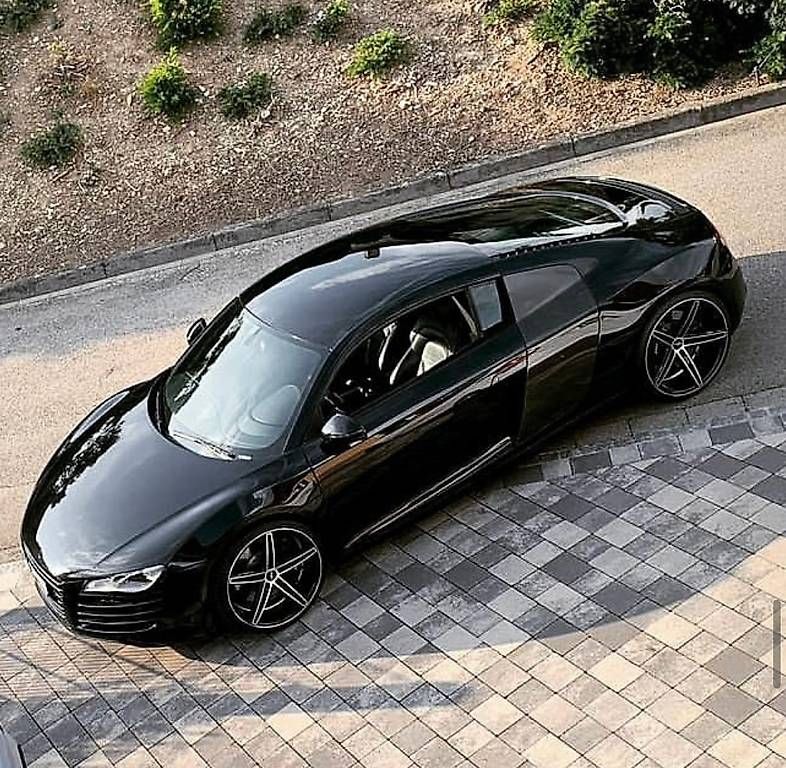 Audi Automobili: Audi R8 Handschalter, Modell2009, Capristo – Usato da Sisseln AG venduto da Papermaker78 1
