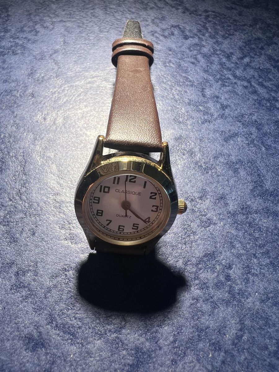 Orologi: Eine Classique Uhr – Nuovo (secondo la descrizione) da Laufen venduto da groove60 4