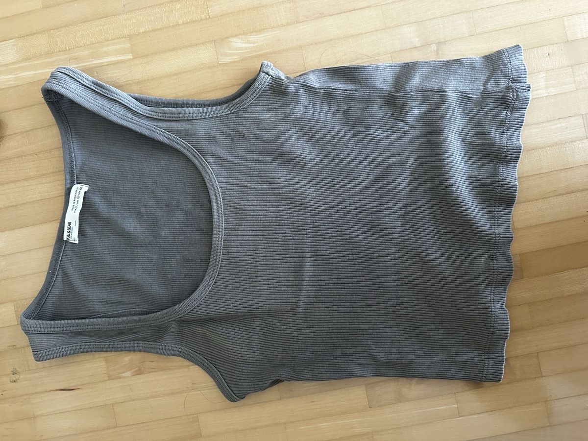 T-shirts: Tanktop – Neuf (Voir description) à Mettmenstetten par nad_9nq2