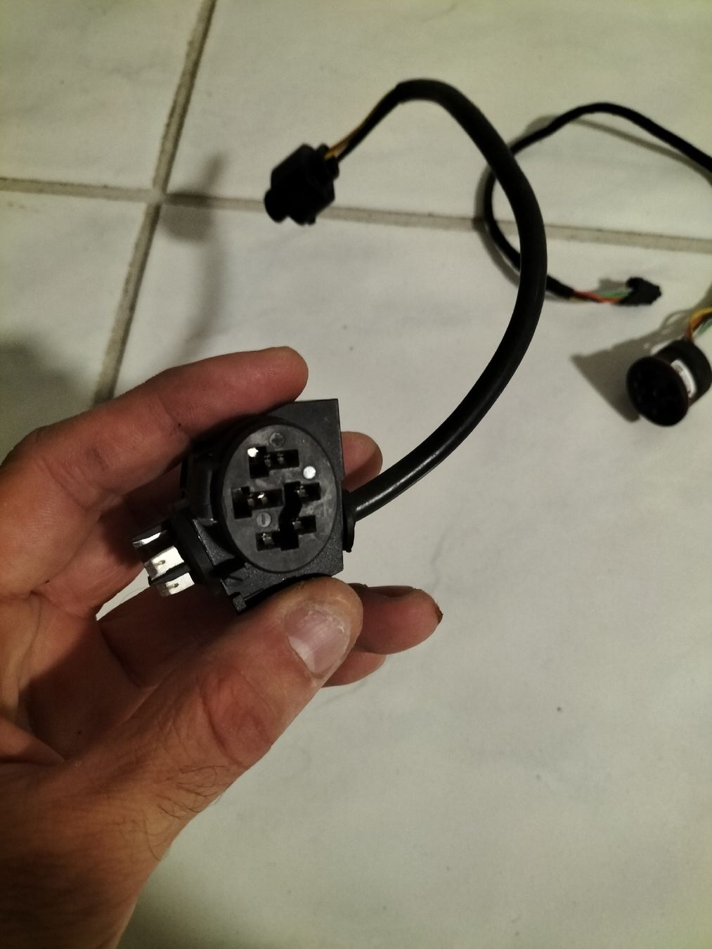 Bosch Kabel: Stecker Kabel Adapter Bosch – Gebraucht aus Emmenbrücke von corinne041 1