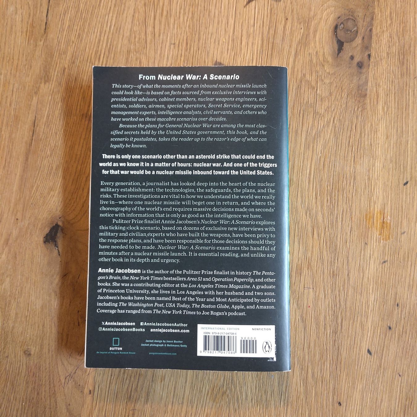 Bücher: Buch Nuclear War von Annie Jacobsen – Gebraucht aus St. Gallen von bag_9xtw 1