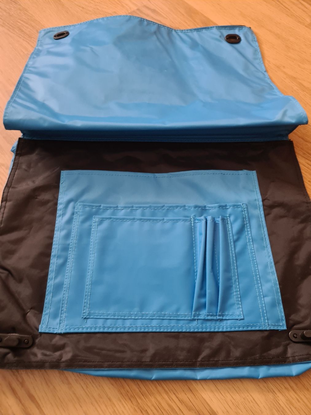 Borse: Umhangtasche Tasche – Usato da Langenthal venduto da Polarisstern 1