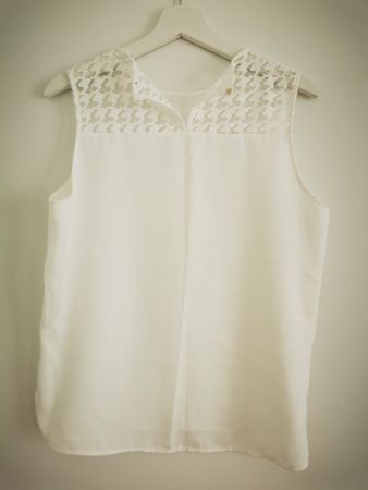 Zara Damen Bluse weiss mit Spitze Grösse 38 guter Zustand
