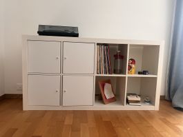 Regal Kallax 2x4 Weiss mit 4 Türen