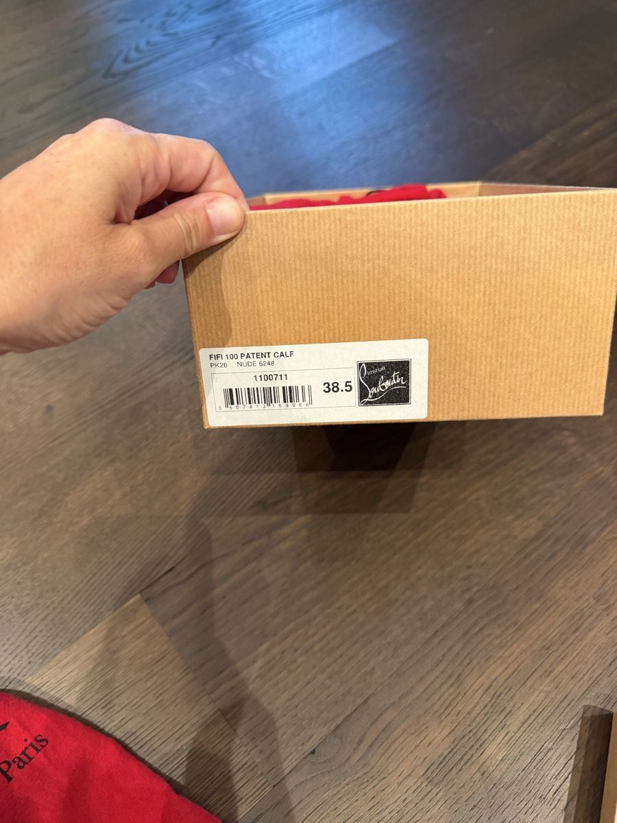 Christian Louboutin Damenschuhe: Louboutin Pumps – Gebraucht aus Erlenbach ZH von SJulie_ 2