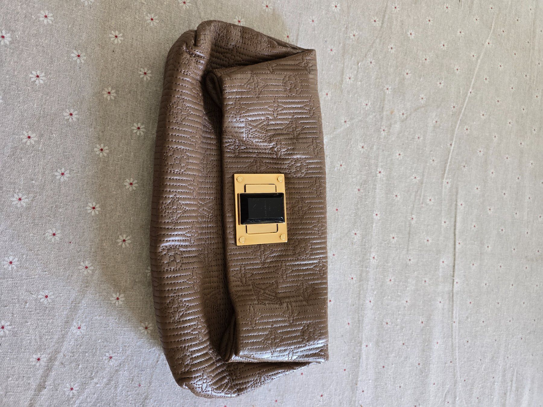 Louis Vuitton Taschen: Louis Vuitton Pochette Clutch Altair – Gebraucht aus Bottmingen von sandy_2 5
