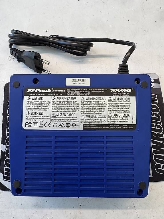 Batterie, Caricabatterie & Alimentatori: Traxxas ez-peak plus charger – Usato da Mägenwil venduto da vas_7pxb 1