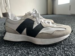 Sneaker New Balance 327 weiss schwarz