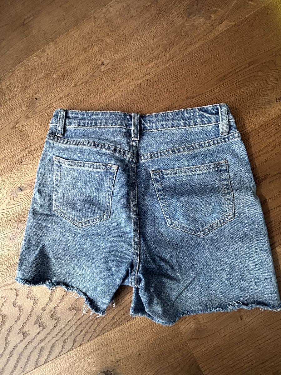 Jeans: Jeans-Short, Grösse XS – Usato da Bern venduto da rakuten73 1