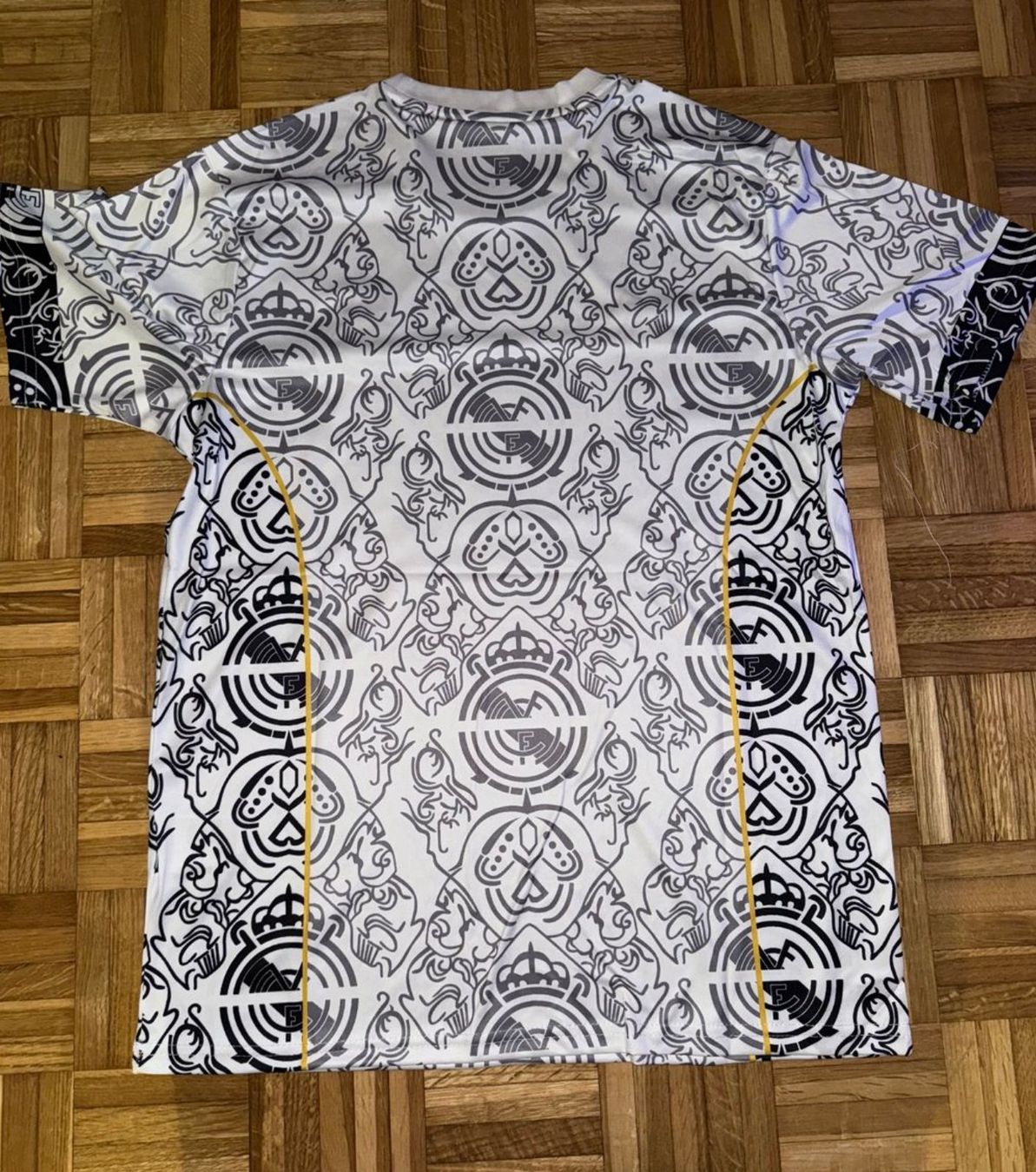 Real Madrid Leibchen & Hosen: 01- Real Madrid - Adidas L – Gebraucht aus Zürich von Matteo_7 2