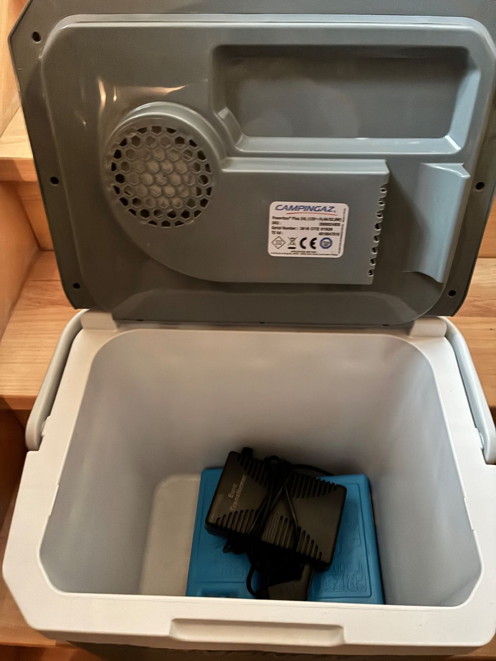 Campingaz Frigoriferi & Refrigeratori: Kühlbox mit thermoelektrischer Kühlung – Usato da Schmitten FR venduto da zelotes1