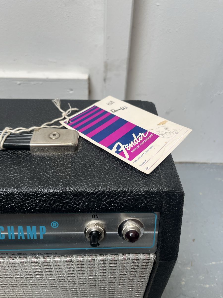 Fender Amplificateurs: Fender vintage Champ Silverface 1978 – D'occasion à Sierre par Prog_fazz 1