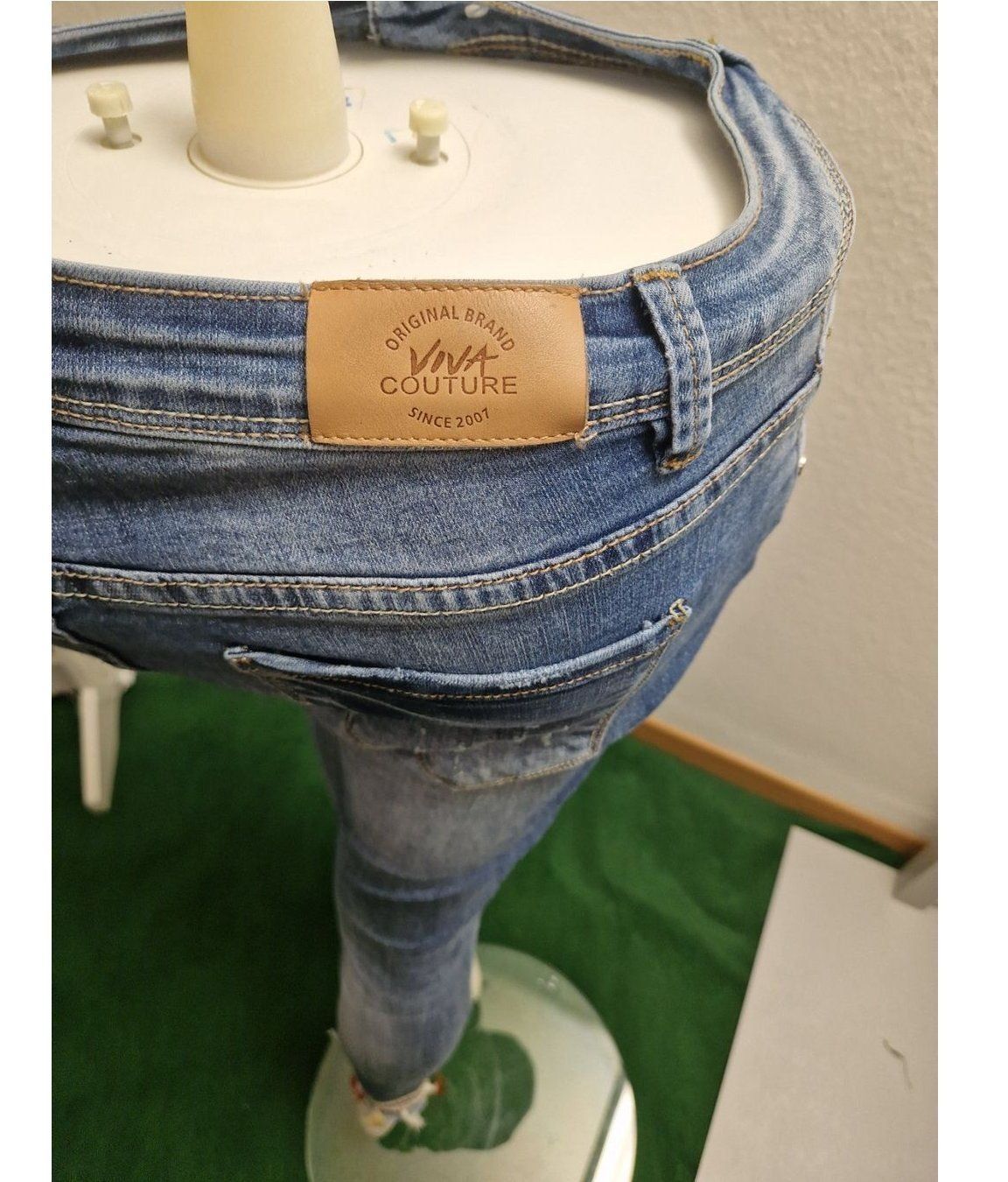 Jeans: Jeans mit stickerei Gr.38 – Nuovo (secondo la descrizione) da Glattbrugg venduto da majuska01 2