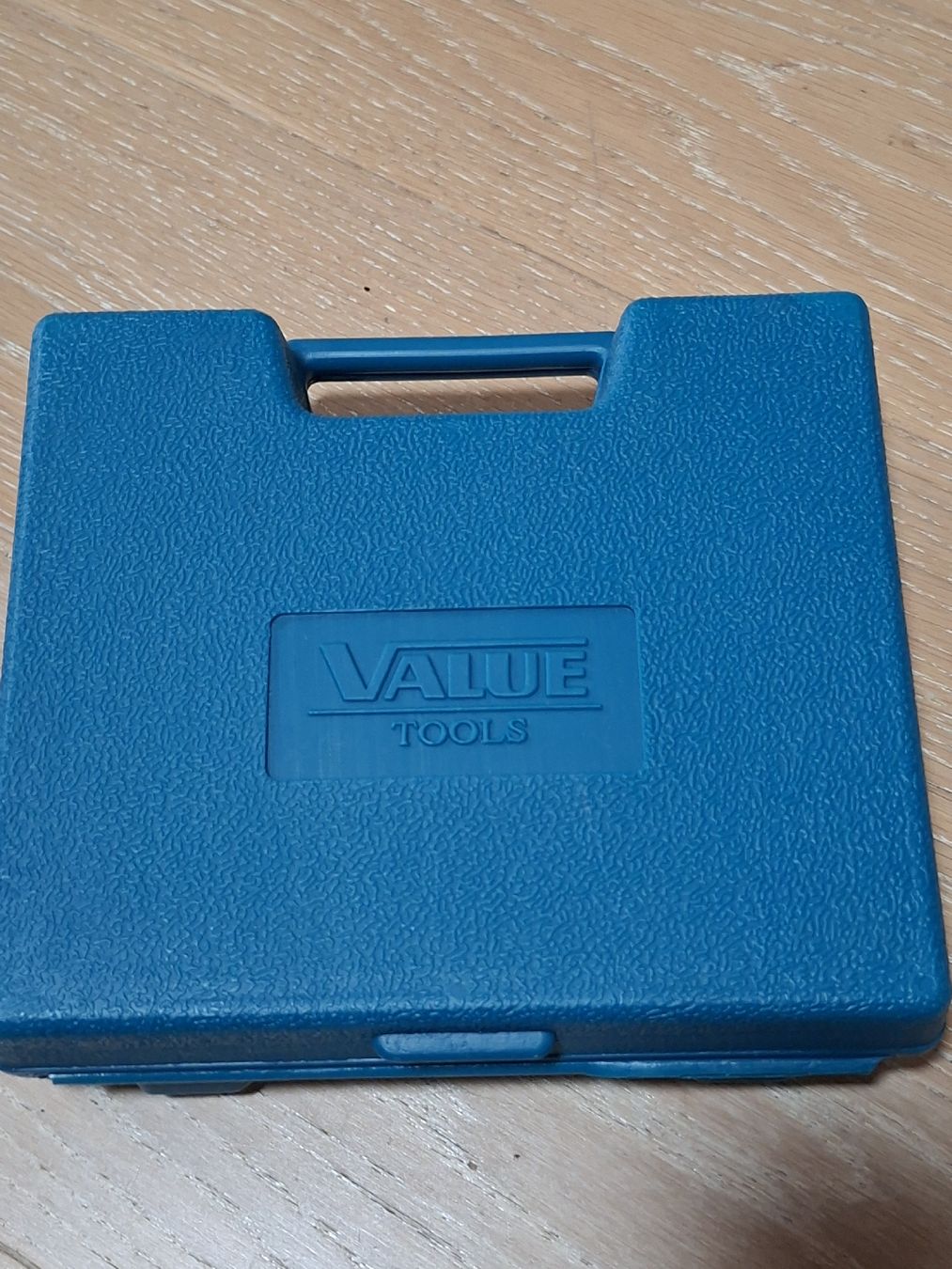 Alle Werkzeuge: Coffret d'outils Value Tools avec forets et embouts – Gebraucht aus Tannay von v1n1p00h 1
