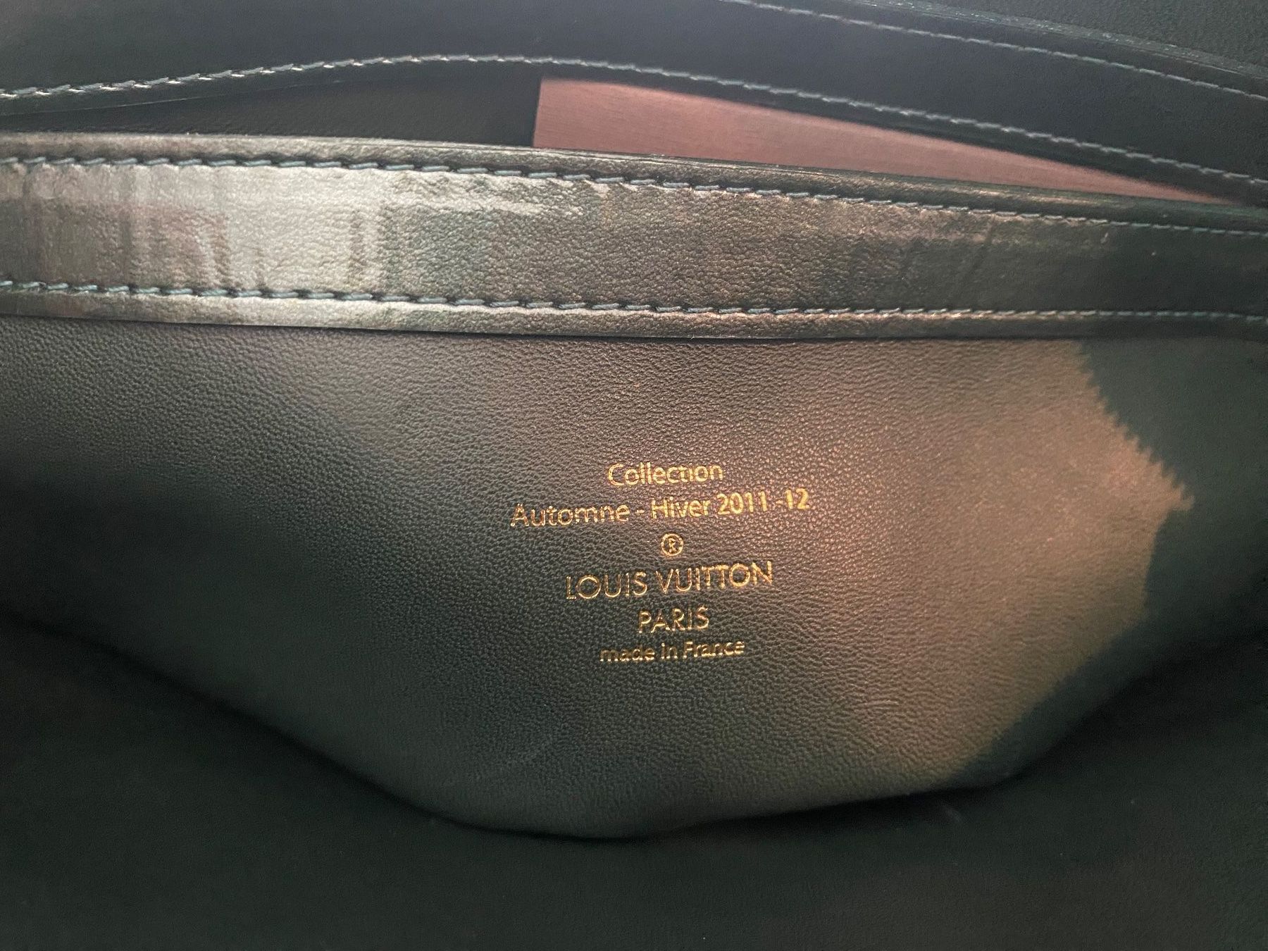 Louis Vuitton Borse: LOUIS VUITTON Lockit Vertikal PM Monogram Fascination – Nuovo (secondo la descrizione) da Winkel venduto da ferrari2022 8