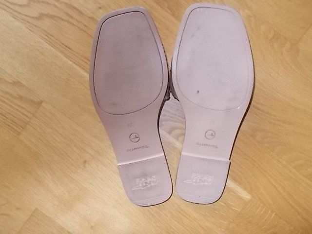Tamaris Damenschuhe: Tamaris Pantoletten Gr.39 – Neu und originalverpackt aus Chexbres von indi03 2