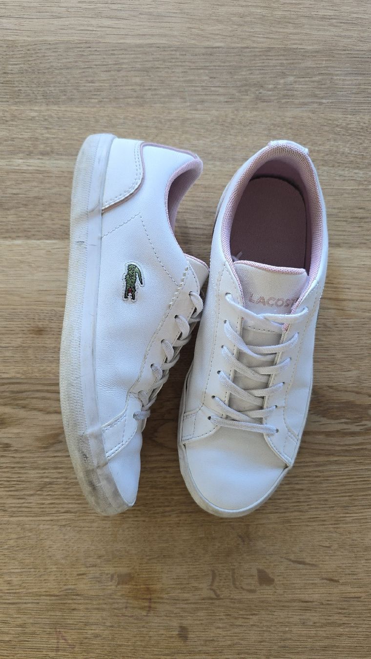Lacoste Scarpe da donna: Lacoste Damenschuhe Grösse 37 – Usato da Buchberg venduto da MaddieF