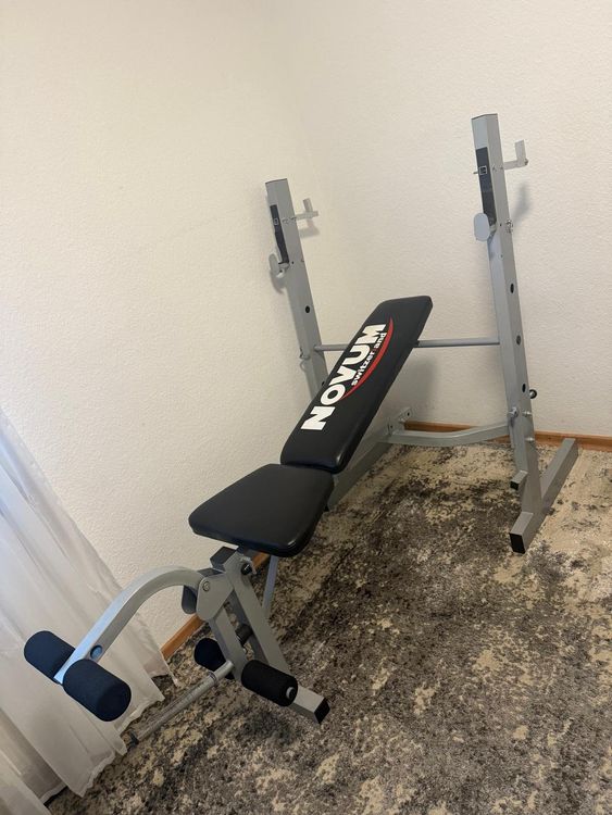 Panca pesi Novum con supporti bilanciere, usata (Gebraucht) in Erstfeld ...