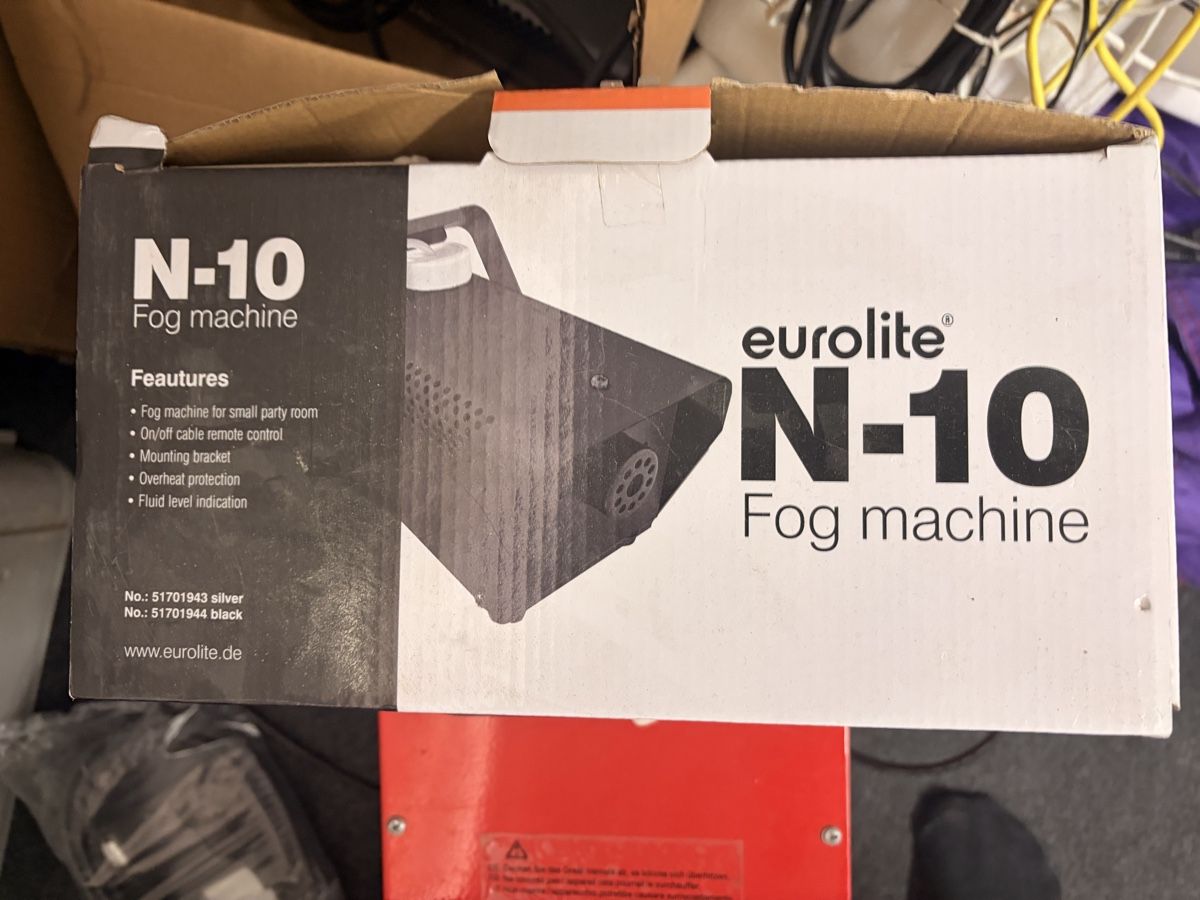 Tutte le macchine: Eurolite N-10 Nebelmaschine – Usato da Dussnang venduto da Kittkitt10