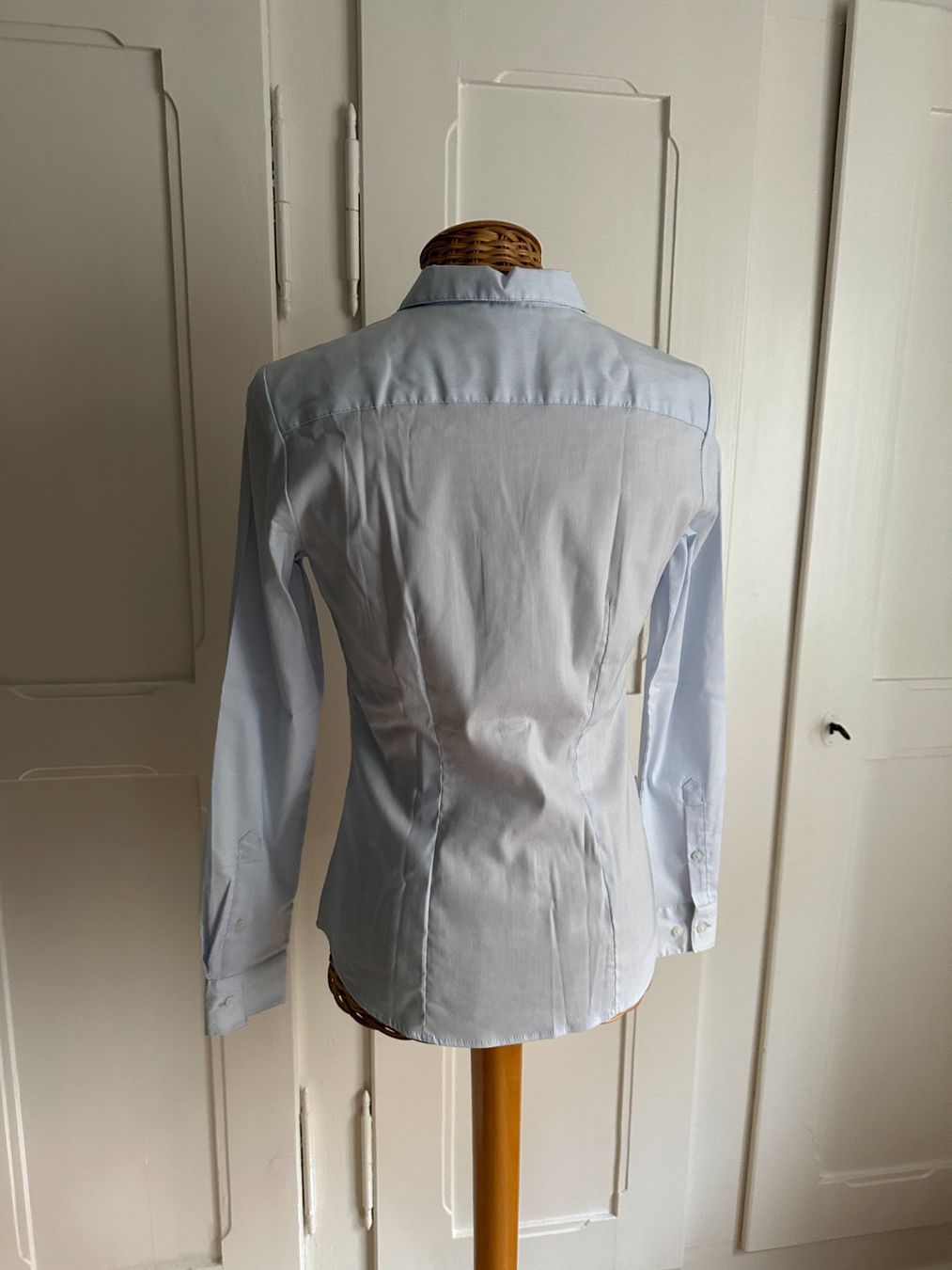 H&M Blusen: Bluse hellblau XS – Gebraucht aus Zürich von Diazaio 2