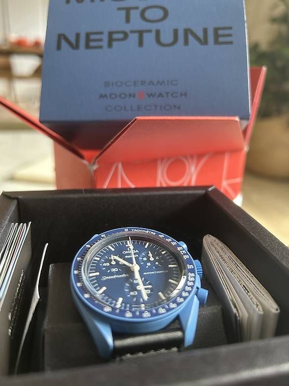 Orologi: Moonswatch Neptune 2025  – Usato da Colombier VD venduto da Xzbit 3