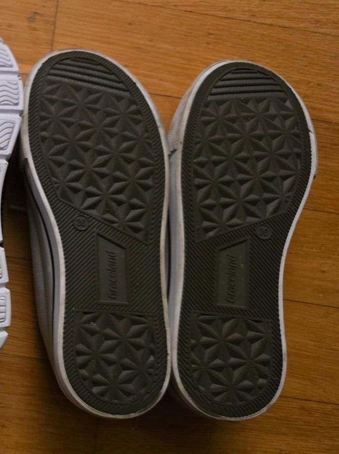 Graceland Scarpe da donna: Zwei Paar trendige Sneakers Gr 36 – Nuovo (secondo la descrizione) da Meggen venduto da everydaysale 2
