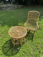 Retro-Bambusstuhl und Tisch / Vintage Loungesessel