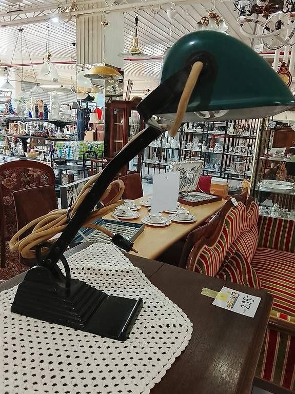 Lampade: Klassische Vintage Bankerlampe – Usato da Neuhausen am Rheinfall venduto da galleria13 2