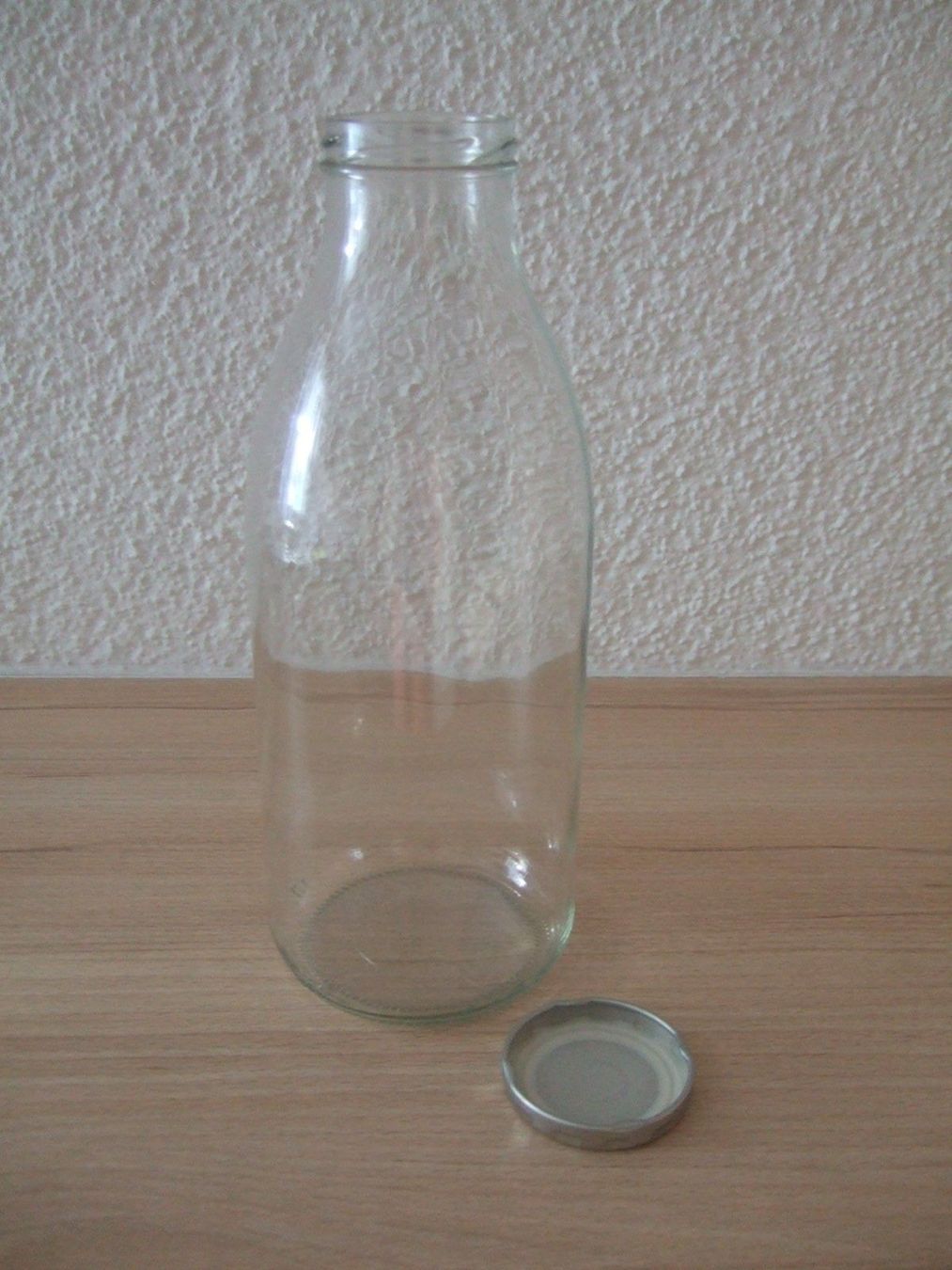 Altro in Stoviglie & Bicchieri: 1 Flasche à 1 L – Usato da Oberentfelden venduto da Affra01