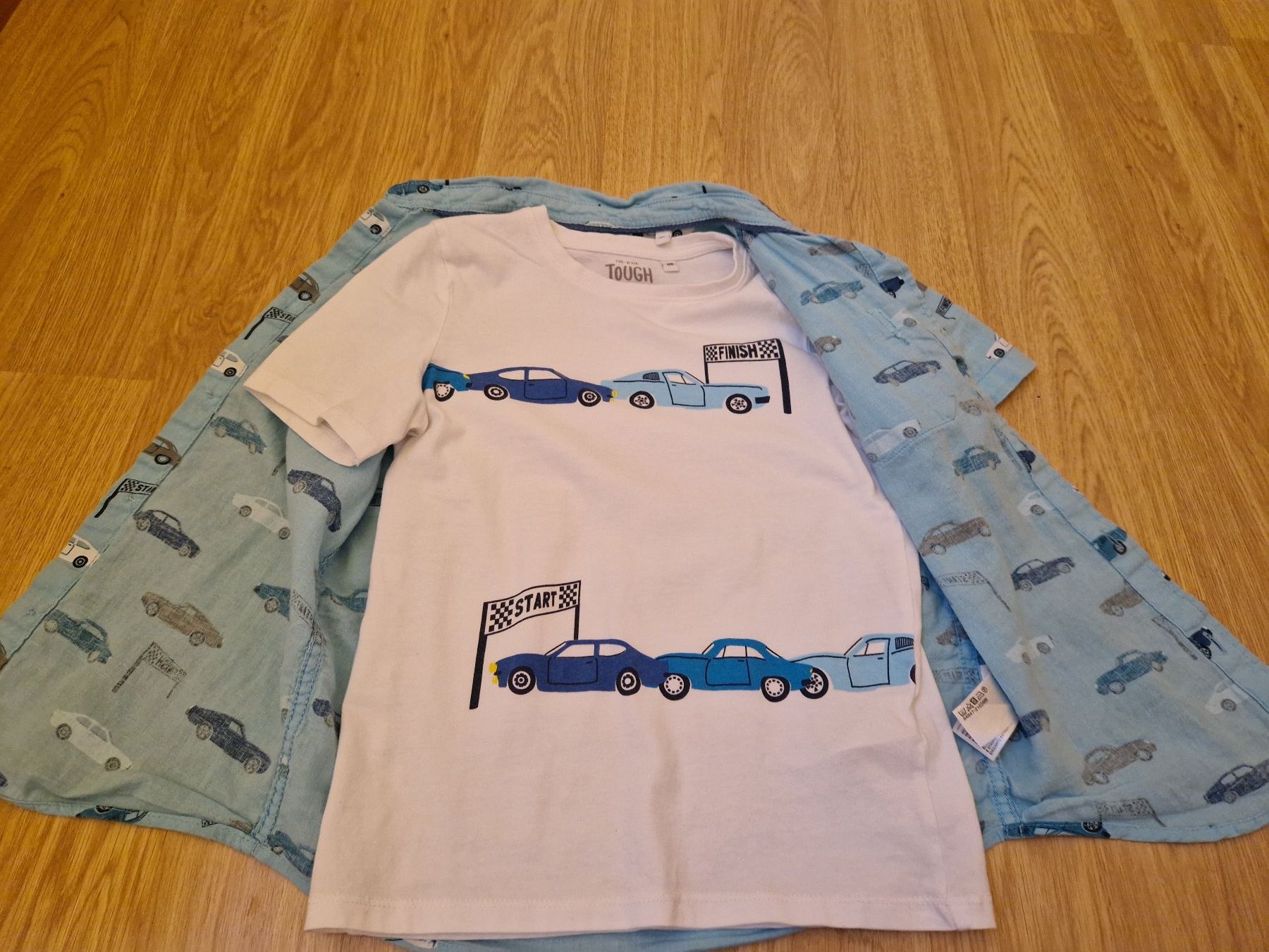 C&A Camicie, T-shirt & Polo: kurzarm Hemd mit T-Shirt 128 – Usato da Giswil venduto da monimaus08 2