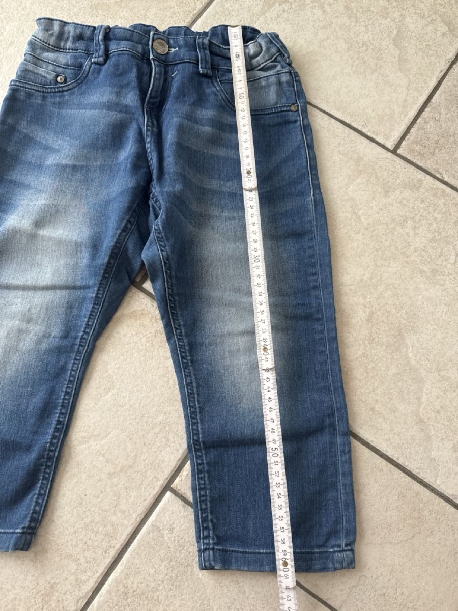 C&A Pantaloni: Kniehose Gr.134 – Usato da Waltenschwil venduto da lina-04 1