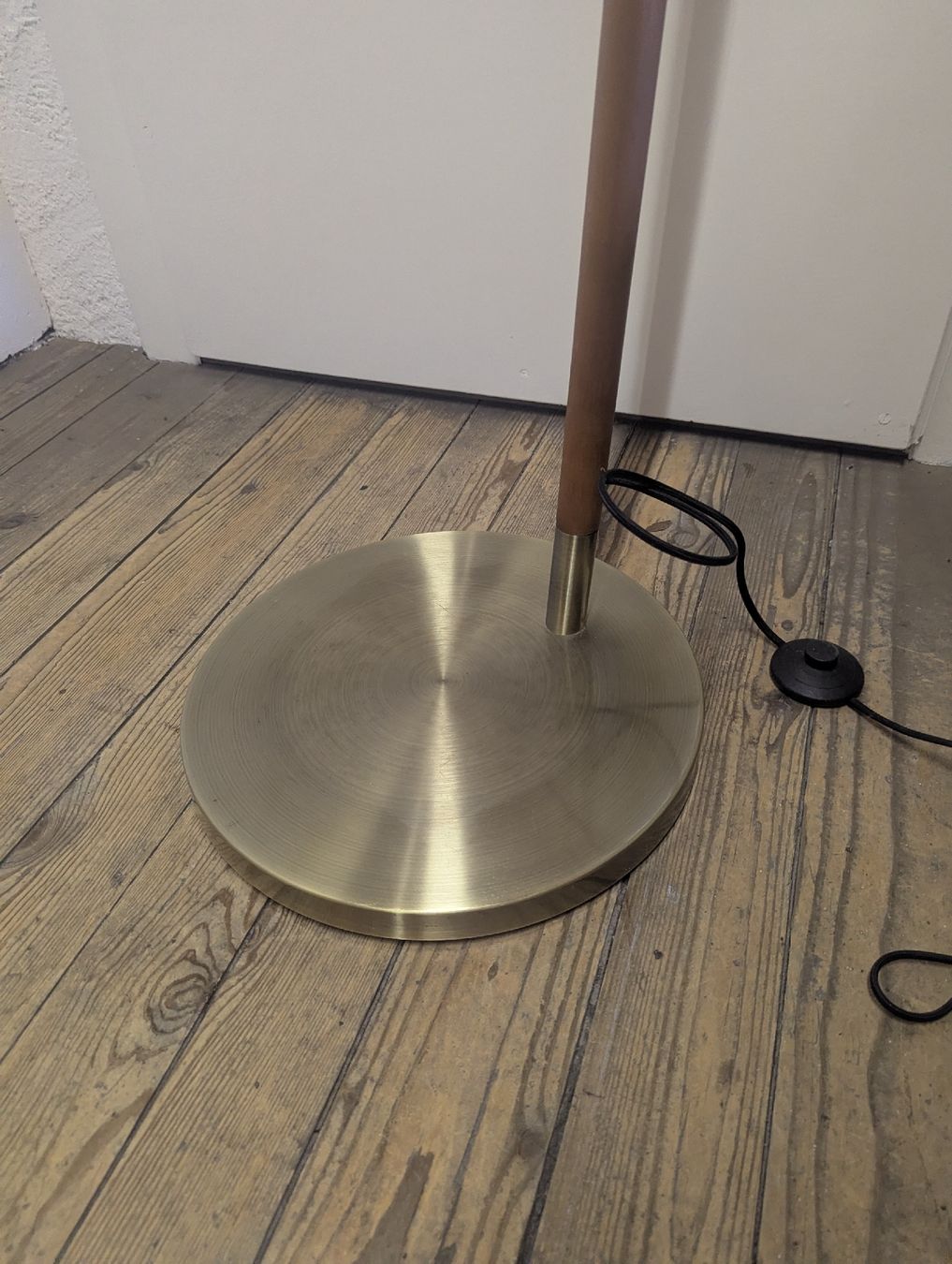 Lampade: Floor lamp – Usato da Zürich venduto da acc_m6jp 3