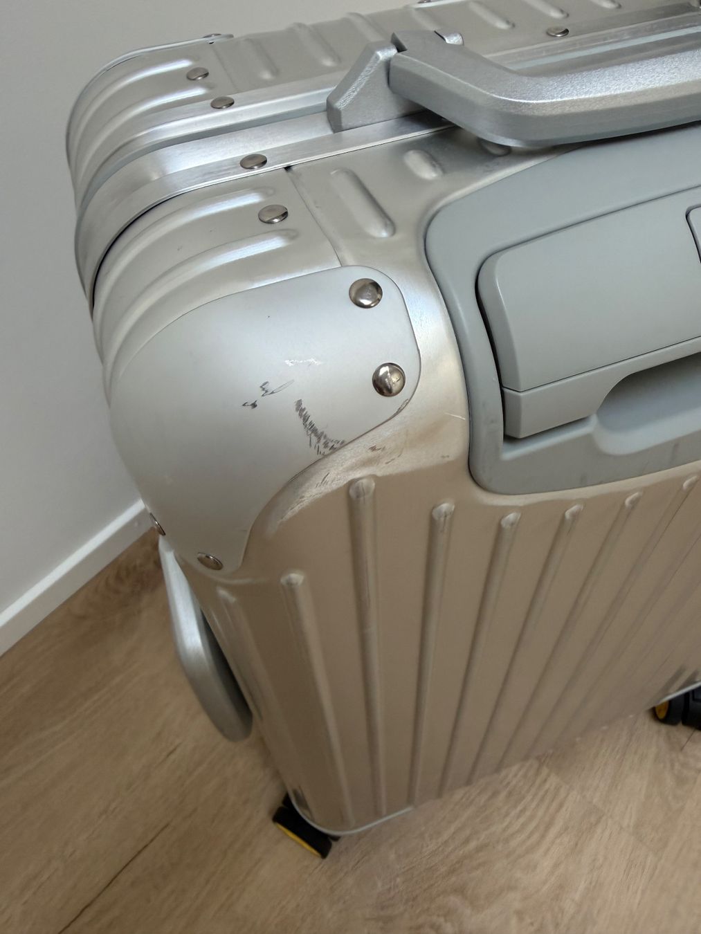 Rimowa Valigie: Rimowa Original Cabin – Usato da Hombrechtikon venduto da Corkel65 1