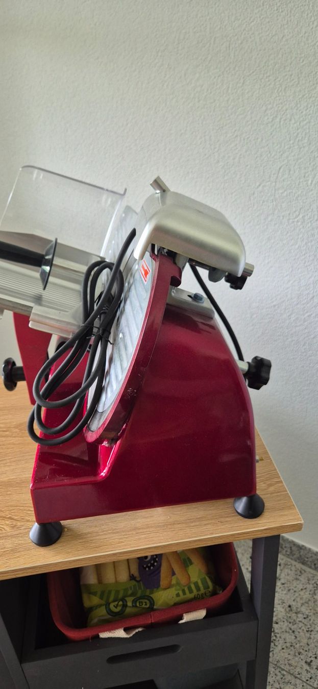 Weber Elettrodomestici da cucina: Weber Aufschnittmaschine Rot – Nuovo (secondo la descrizione) da Ebersecken venduto da J_s_i_ 2