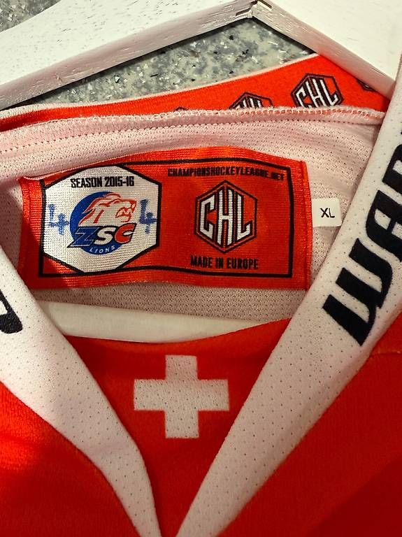 Gameworn Canottiere & Pantaloni: P.Sutter Original CHL Gameworn Trikot – Usato da Bellach venduto da die_8vsb 1