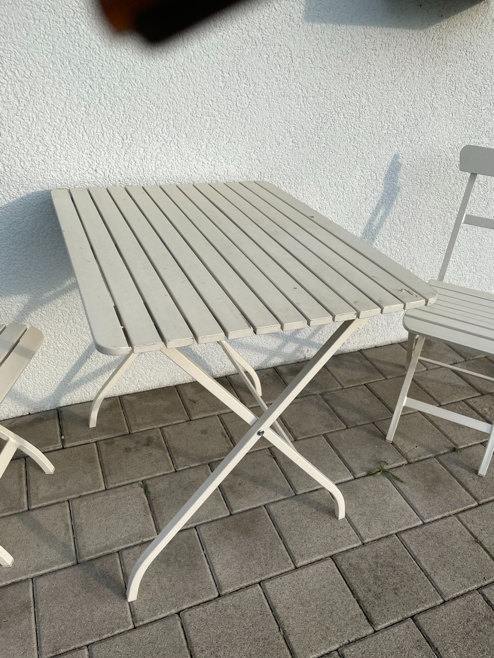 Ikea Set di tavolo e panche: Gartentisch mit 2 Stühlen Weiss von Ikea – Usato da Bassersdorf venduto da Evilein5374 2