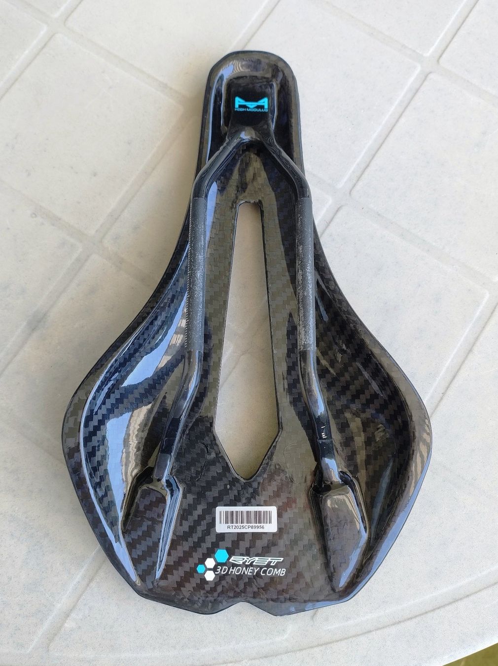 Pièces détachées: Ryet 3D Carbon-Sattel – D'occasion à Effretikon par VanPersie 3