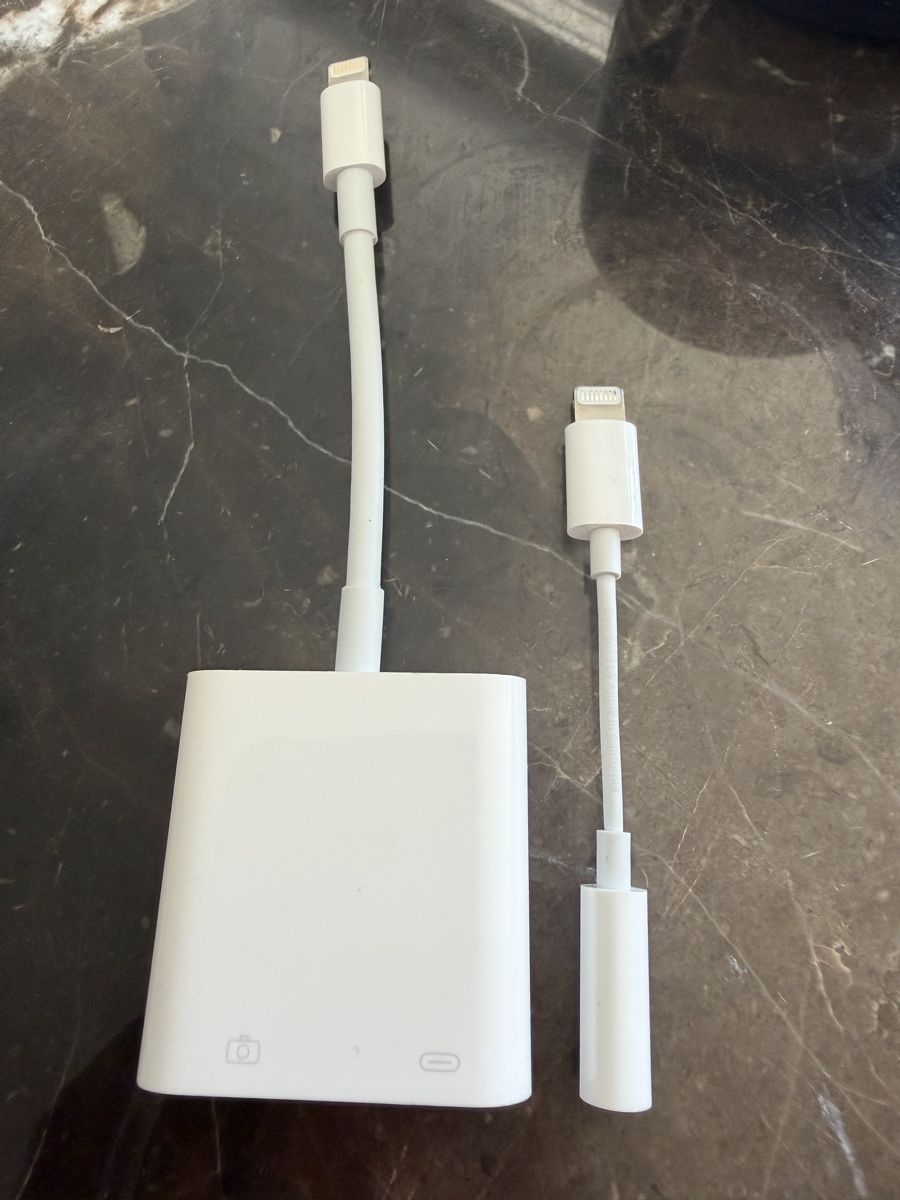 Apple Laufwerke & Adapter: Apple Lightning Adapter Set, Kamera und Audio. – Neu (gemäss Beschreibung) aus Muri b. Bern von nap_br62
